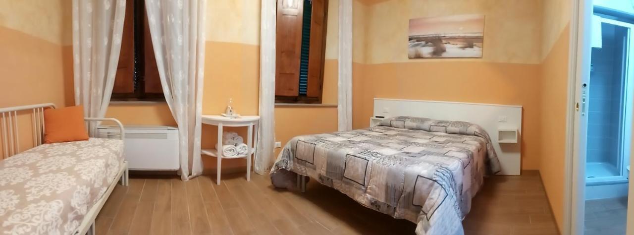 Camera Familiare con Bagno Privato