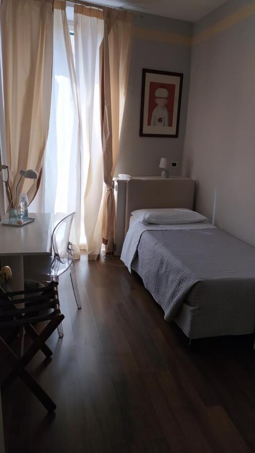 Small Single Room