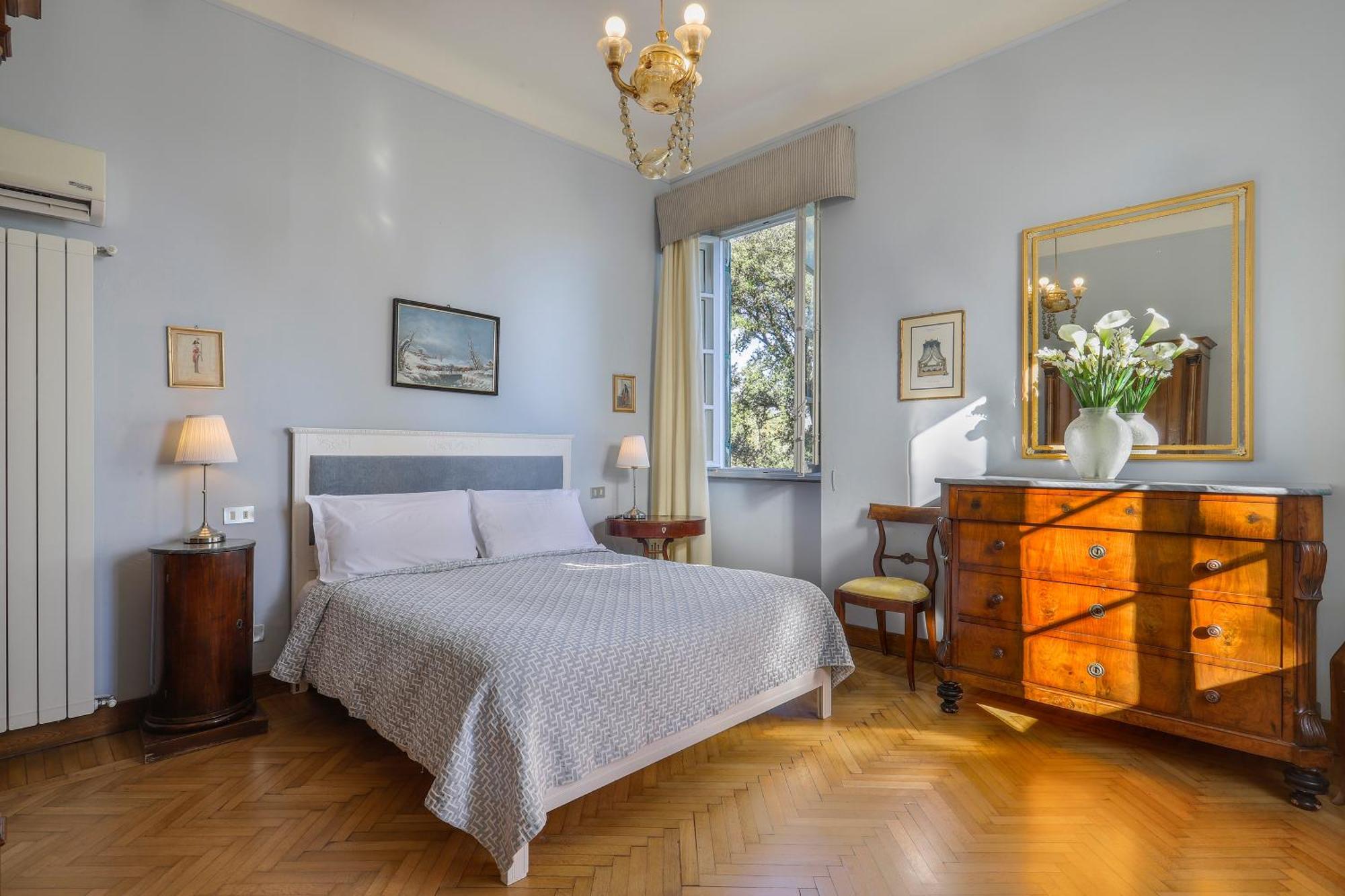 Double Room,1500092296:JPEG