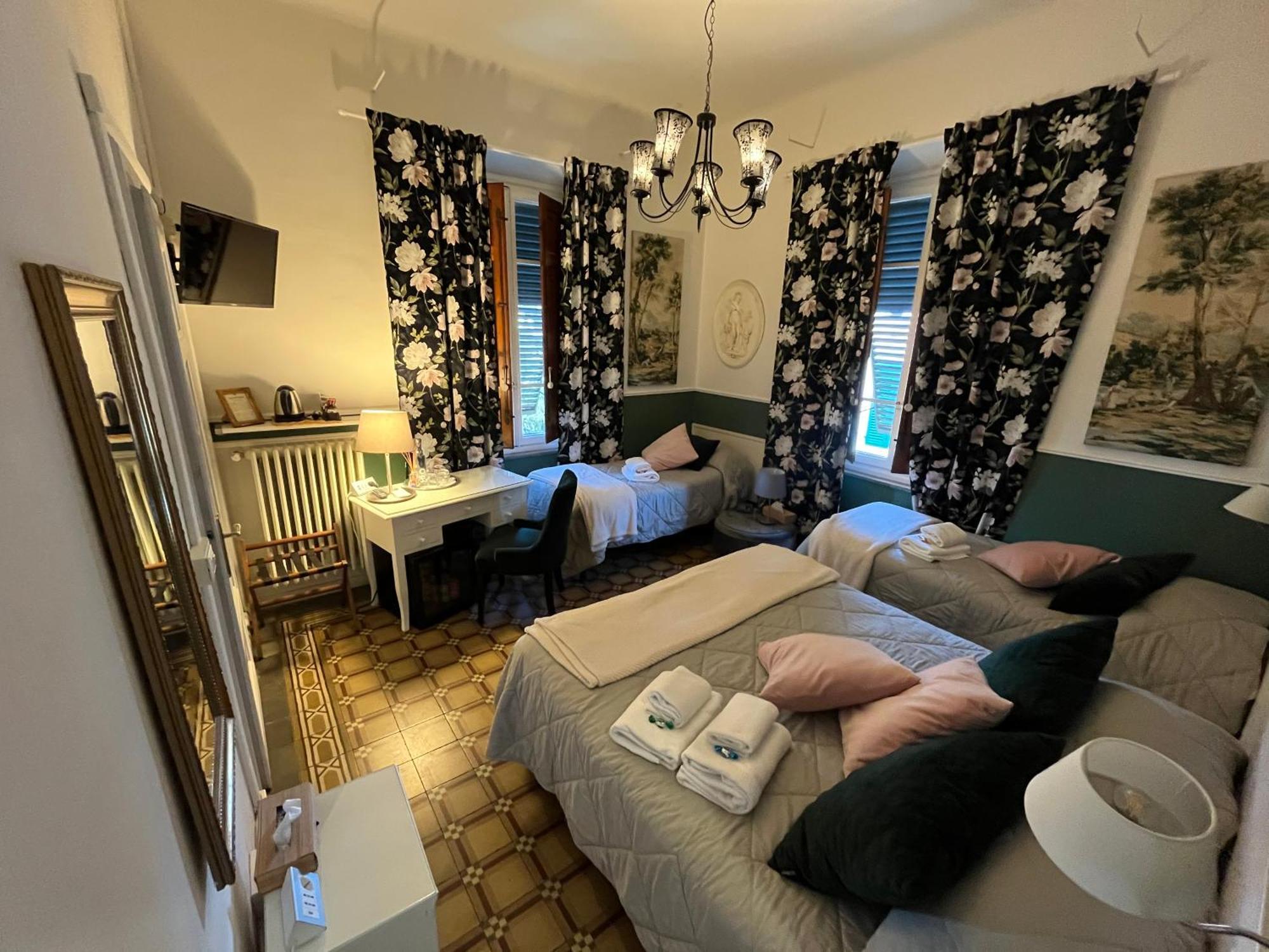 Quadruple Room,1354161992:JPEG