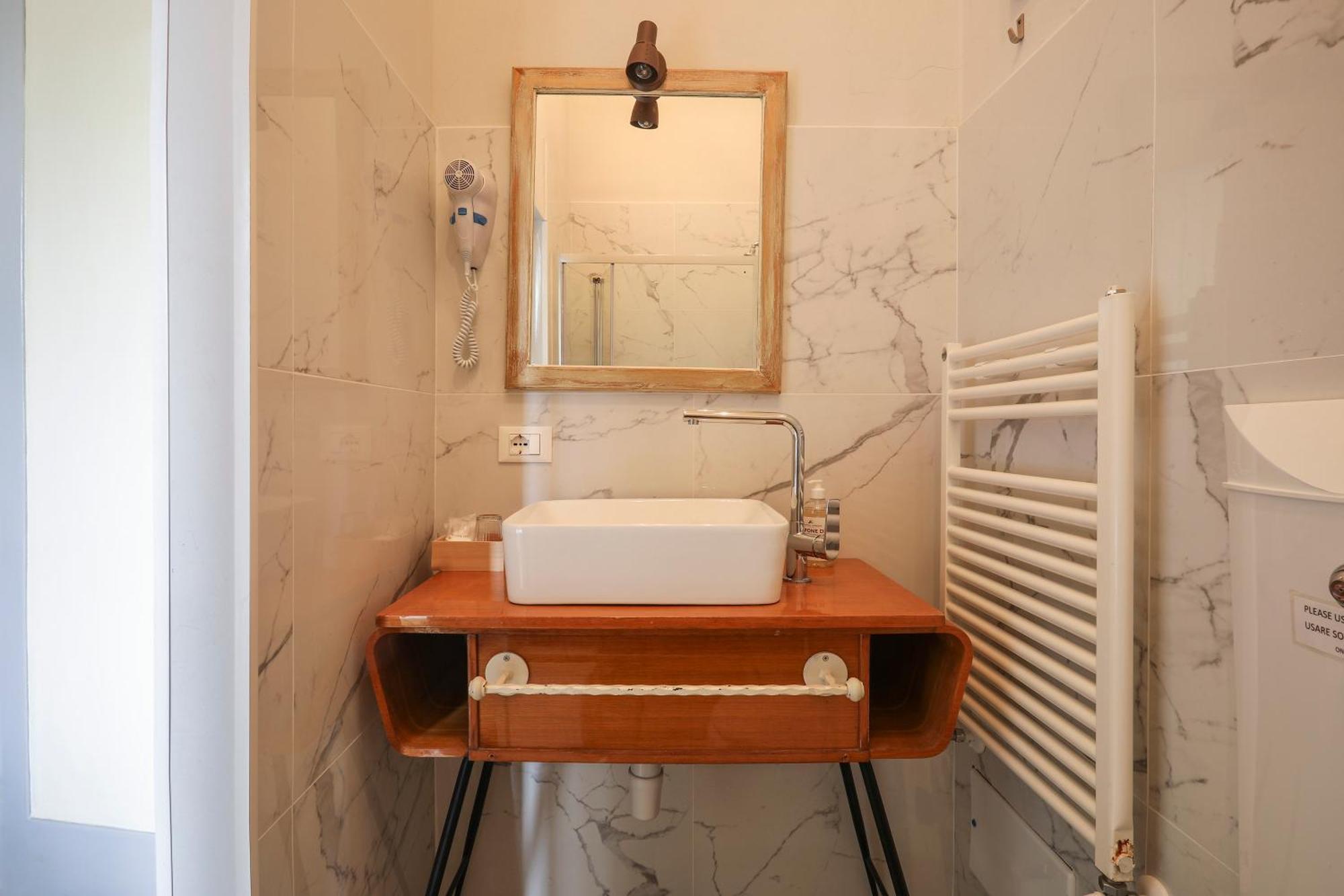 Zaira Small Double Room