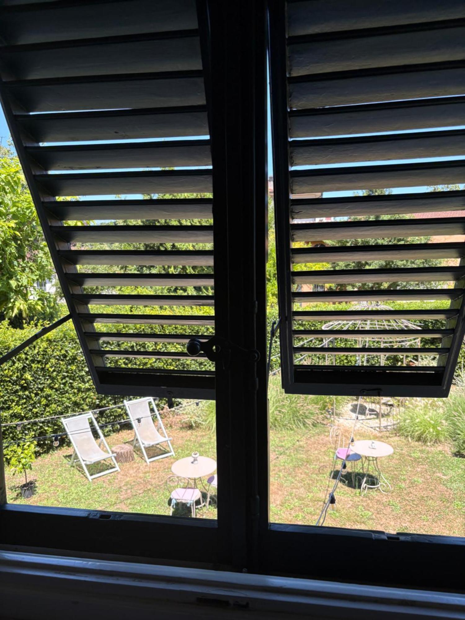 Queen Room Garden View