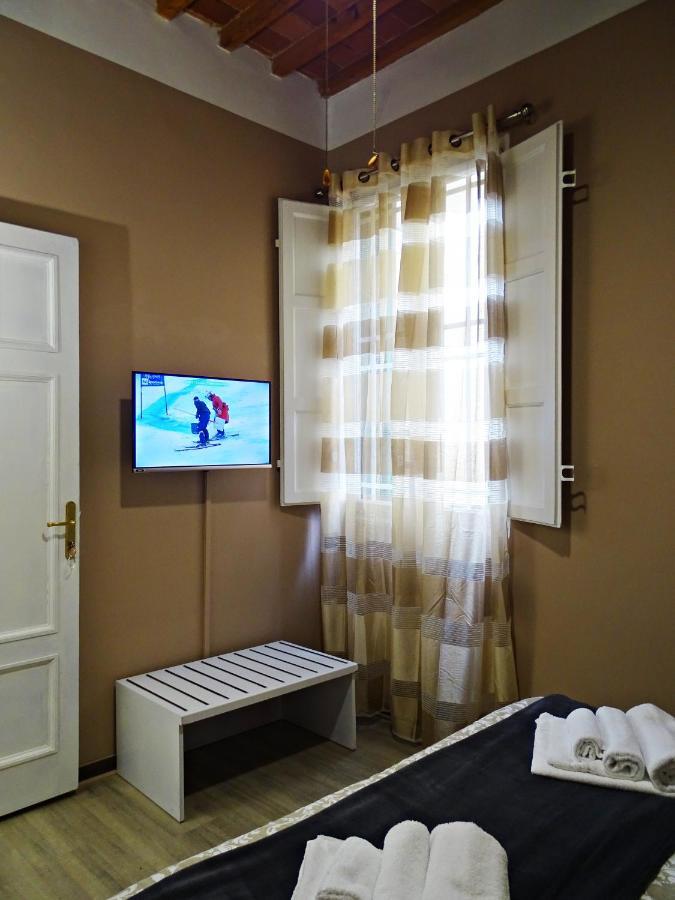 Camera Matrimoniale con Bagno in Comune