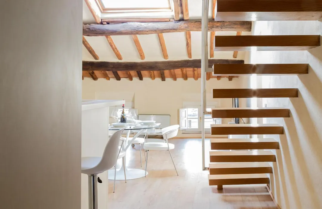 The Artist'S Loft-1
