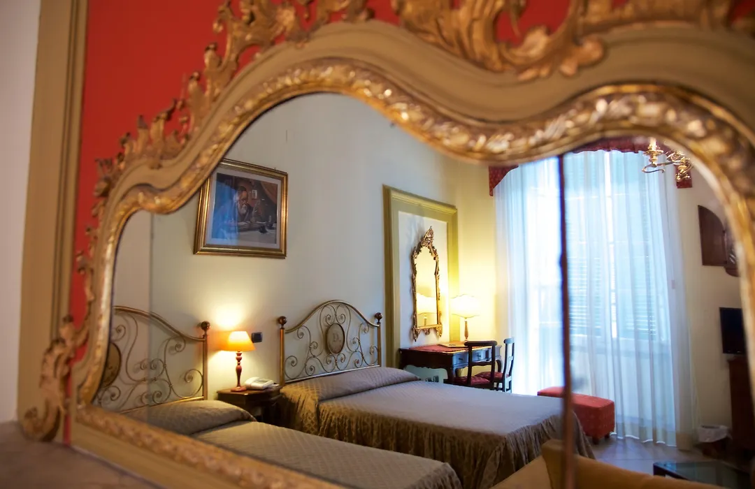 Hotel La Luna-1