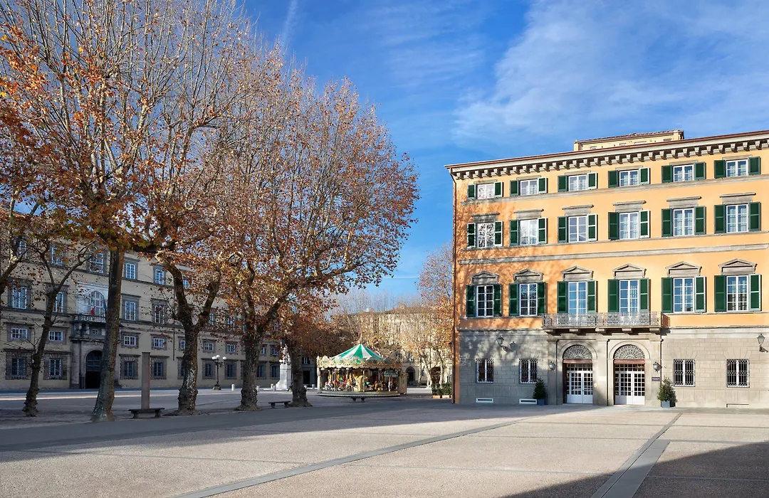 Grand Universe Lucca, Autograph Collection-1