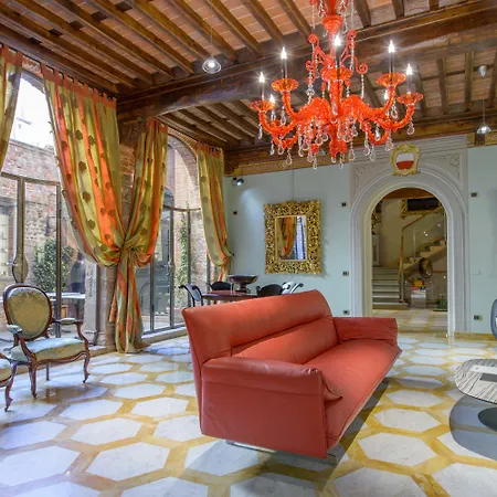 N.15 Santori Luxury Home-3