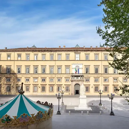 Grand Universe Lucca, Autograph Collection-2
