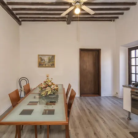 Tuscan Sun Holiday Apartments-3